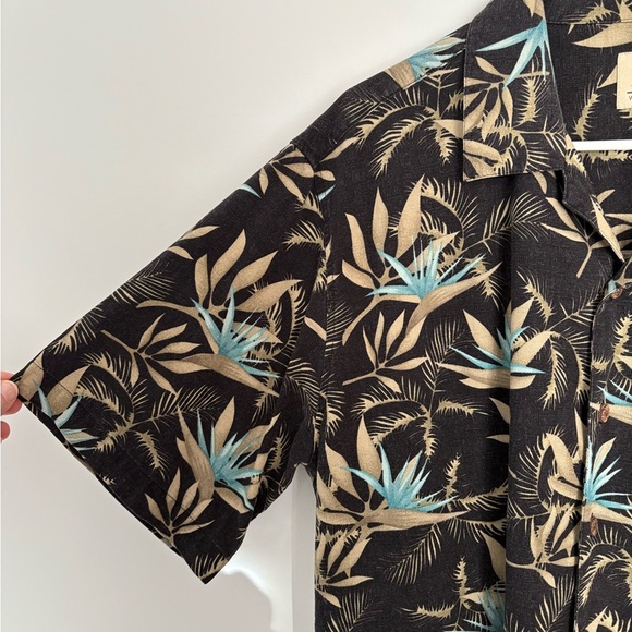 Solitude Mens Button Up 100% Washable Silk Floral Hawaiian Cruise Shirt Large - Picture 4 of 11